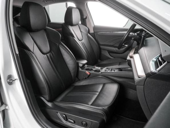 Skoda Octavia IV (A8) с пробегом 2023 года, цена 2 299 000 рублей, 130463 км, лифтбек, Автокод Объявления