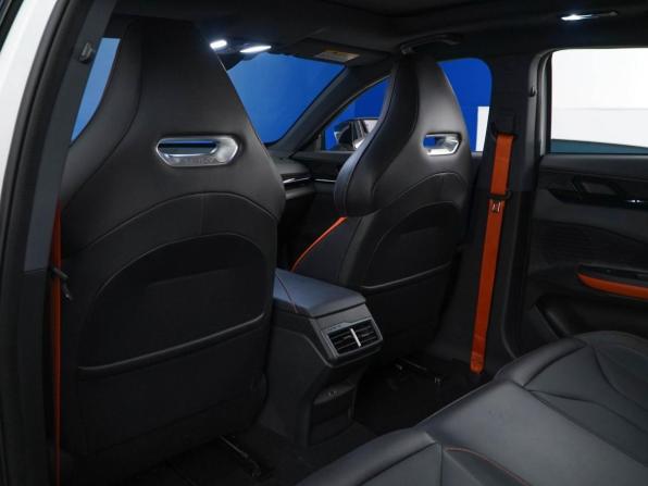 Changan UNI-V I с пробегом 2024 года, цена 2 377 077 рублей, 22037 км, лифтбек, Автокод Объявления