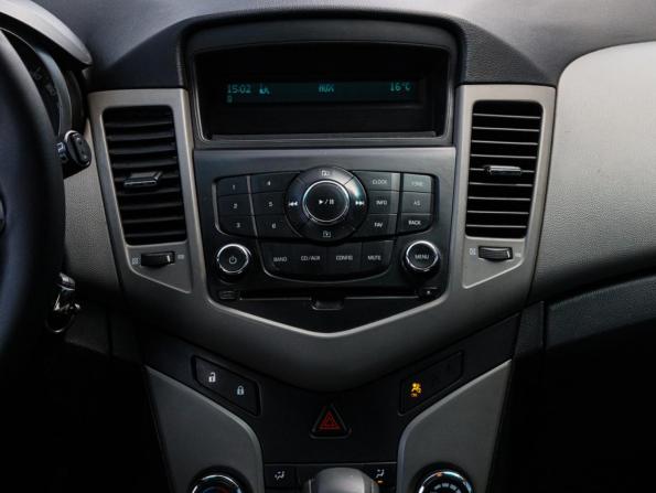 Chevrolet Cruze I Рестайлинг с пробегом 2012 года, цена 670 000 рублей, 258918 км, хэтчбек, Автокод Объявления