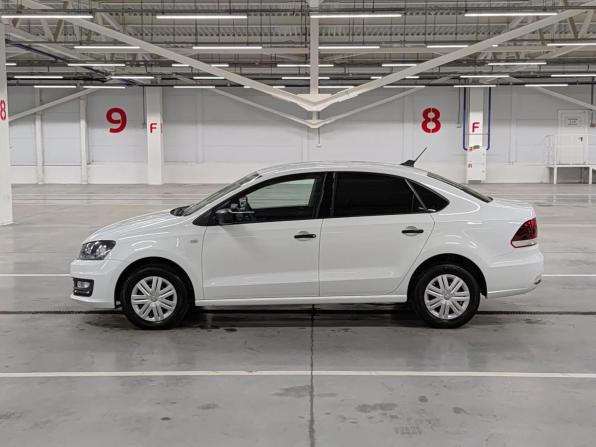 Volkswagen Polo V Рестайлинг с пробегом 2020 года, цена 1 081 000 рублей, 130046 км, седан, Автокод Объявления