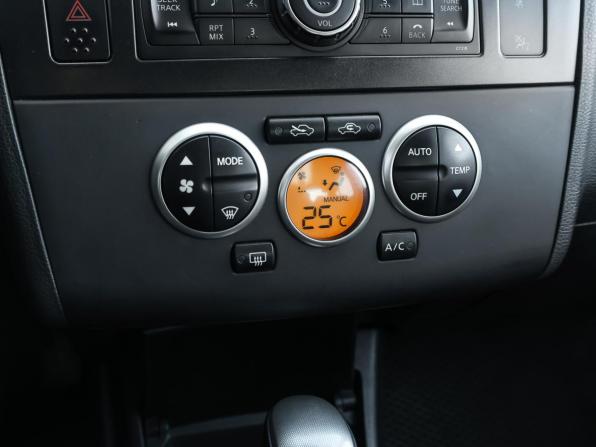 Nissan Tiida I с пробегом 2008 года, цена 498 000 рублей, 334000 км, седан, Автокод Объявления
