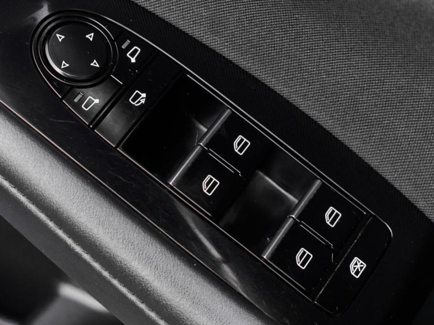 Mazda 3 IV (BP) Екатеринбург  - изображение 24