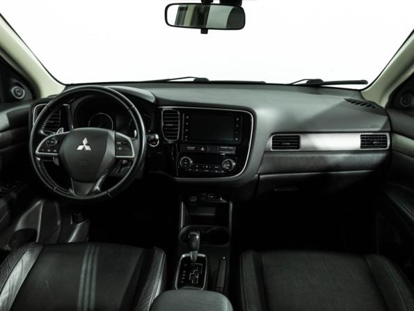 Mitsubishi Outlander III Рестайлинг с пробегом 2014 года, цена 1 549 585 рублей, 106543 км, внедорожник, Автокод Объявления