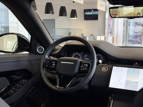 Land Rover Range Rover Evoque II Рестайлинг с пробегом 2024 года, цена 6 650 000 рублей, 1980 км, внедорожник, Автокод Объявления