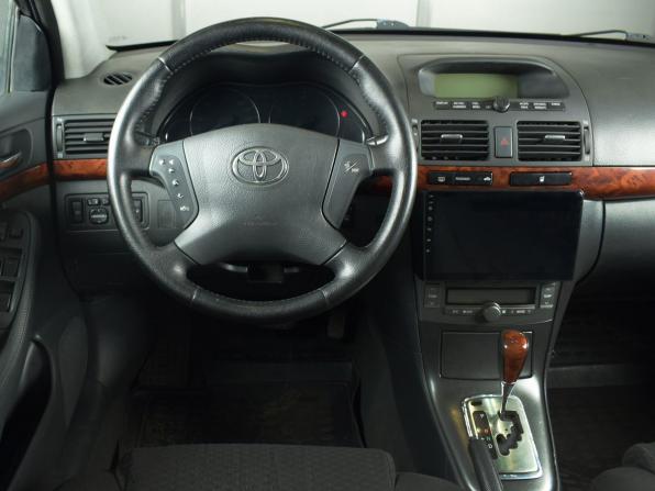 Toyota Avensis II с пробегом 2004 года, цена 658 999 рублей, 301126 км, седан, Автокод Объявления