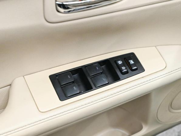 Lexus ES VI с пробегом 2013 года, цена 2 050 000 рублей, 224177 км, седан, Автокод Объявления