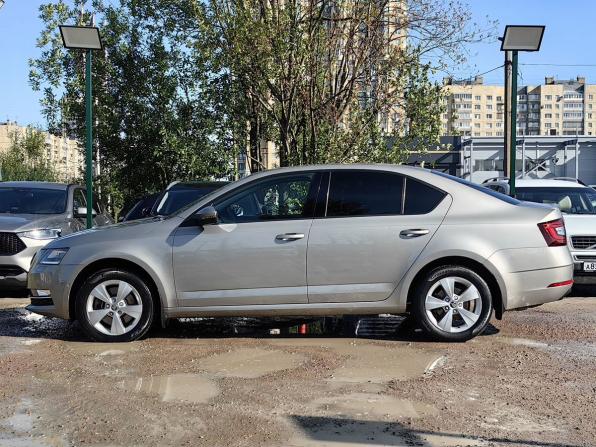 Skoda Octavia III (A7) Рестайлинг с пробегом 2019 года, цена 2 439 000 рублей, 80600 км, лифтбек, Автокод Объявления
