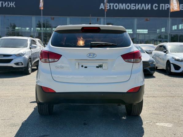 Hyundai ix35 I Рестайлинг с пробегом 2014 года, цена 956 000 рублей, 239683 км, внедорожник, Автокод Объявления