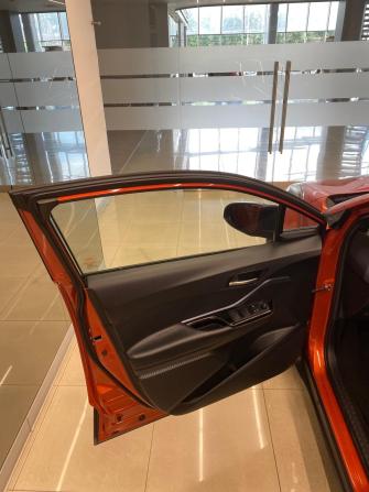 Toyota C-HR I с пробегом 2019 года, цена 2 200 000 рублей, 110777 км, внедорожник, Автокод Объявления