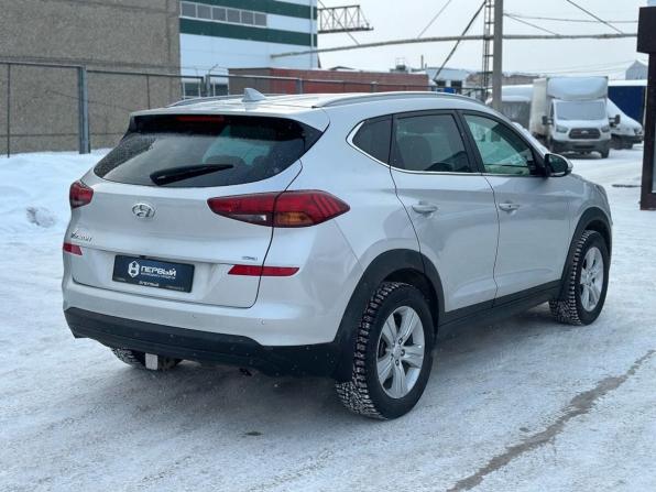 Hyundai Tucson III Рестайлинг с пробегом 2018 года, цена 1 650 000 рублей, 299300 км, внедорожник, Автокод Объявления