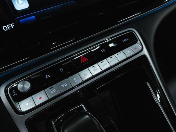 GAC Trumpchi M8 I с пробегом 2021 года, цена 3 090 000 рублей, 111686 км, минивэн, Автокод Объявления
