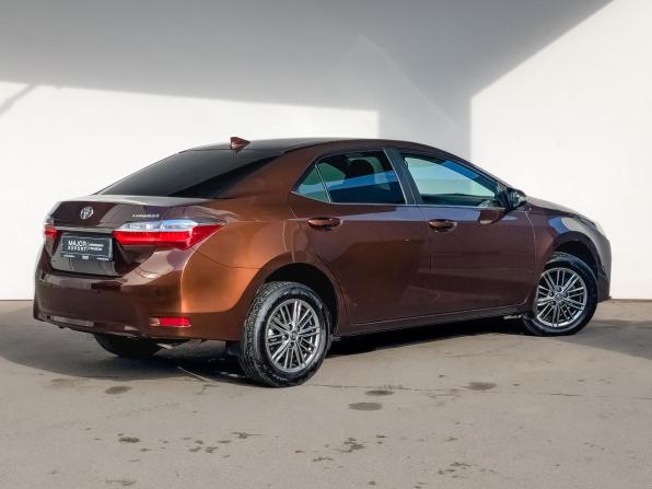 Toyota Corolla XI (E160 E170 E180) Рестайлинг 1 с пробегом 2018 года, цена 1 750 000 рублей, 107942 км, седан, Автокод Объявления