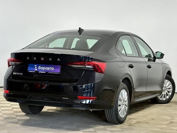 Skoda Octavia IV (A8) с пробегом 2022 года, цена 2 350 000 рублей, 74918 км, лифтбек, Автокод Объявления