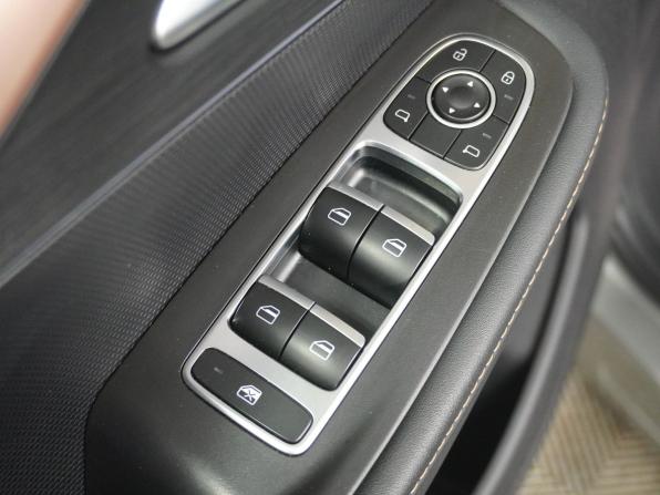 Omoda C5 I с пробегом 2023 года, цена 1 559 000 рублей, 57226 км, внедорожник, Автокод Объявления