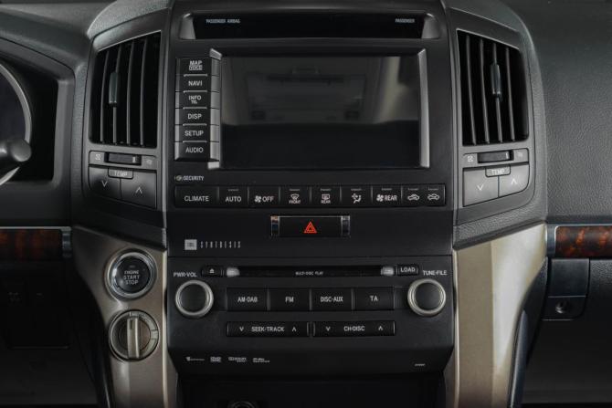 Toyota Land Cruiser 200 Series с пробегом 2011 года, цена 3 429 000 рублей, 202714 км, внедорожник, Автокод Объявления