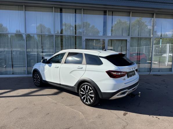 Lada (ВАЗ) Vesta I Рестайлинг (NG) с пробегом 2024 года, цена 1 699 000 рублей, 11205 км, универсал, Автокод Объявления