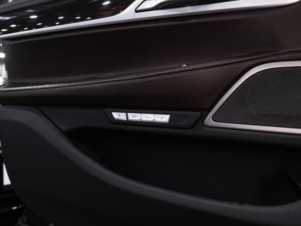 BMW 7 серии VI (G11/G12) с пробегом 2017 года, цена 3 699 700 рублей, 143366 км, седан, Автокод Объявления