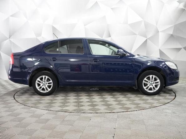 Skoda Octavia II (A5) Рестайлинг с пробегом 2013 года, цена 940 000 рублей, 178450 км, лифтбек, Автокод Объявления