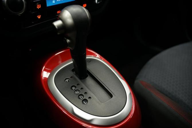 Nissan Juke I с пробегом 2012 года, цена 1 182 000 рублей, 115250 км, внедорожник, Автокод Объявления