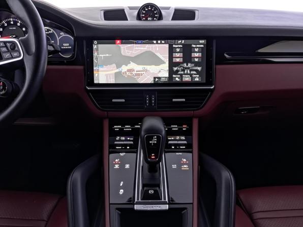 Porsche Cayenne III с пробегом 2019 года, цена 7 382 500 рублей, 106500 км, внедорожник, Автокод Объявления