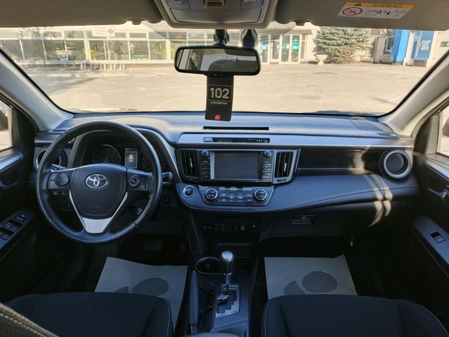 Toyota RAV4 IV (XA40) Рестайлинг Санкт-Петербург  - изображение 12