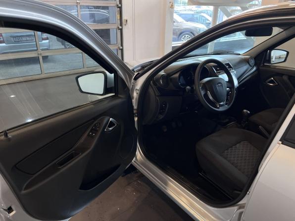 Lada (ВАЗ) Granta I Рестайлинг с пробегом 2022 года, цена 853 000 рублей, 16050 км, седан, Автокод Объявления