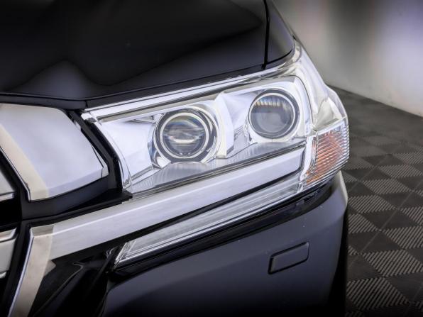 Toyota Land Cruiser 200 Series Рестайлинг 2 с пробегом 2016 года, цена 6 200 000 рублей, 110281 км, внедорожник, Автокод Объявления