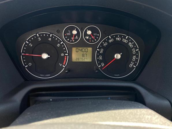 Ford Fusion I Рестайлинг с пробегом 2010 года, цена 330 000 рублей, 280000 км, хэтчбек, Автокод Объявления
