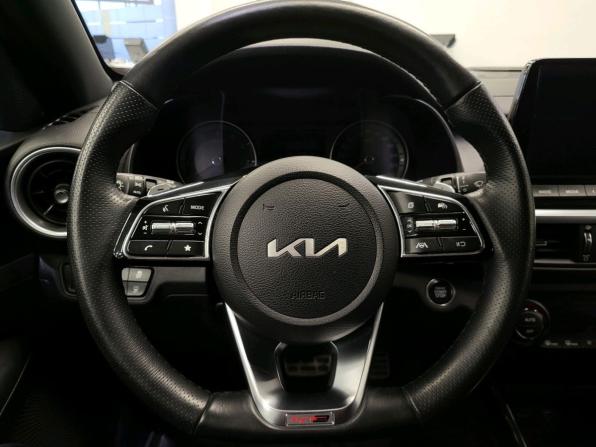 Kia Cerato IV Рестайлинг с пробегом 2021 года, цена 2 529 000 рублей, 26164 км, седан, Автокод Объявления