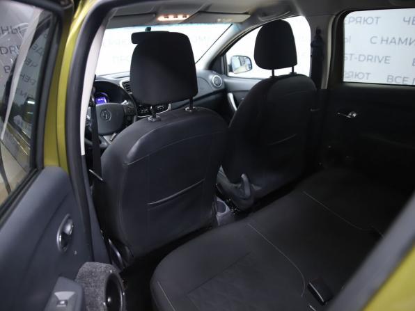 Renault Sandero II с пробегом 2016 года, цена 810 000 рублей, 99212 км, хэтчбек, Автокод Объявления