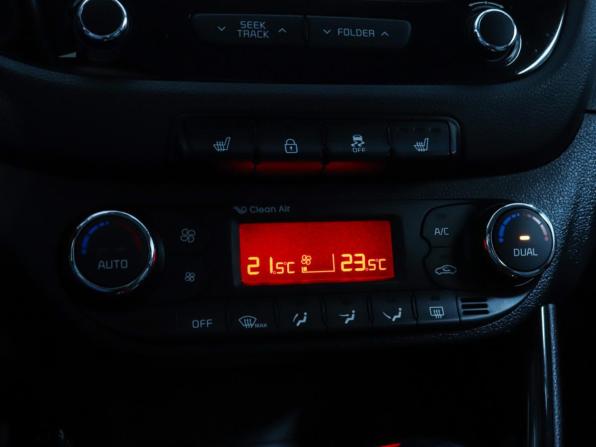 Kia Ceed II Рестайлинг с пробегом 2016 года, цена 1 249 000 рублей, 65404 км, хэтчбек, Автокод Объявления