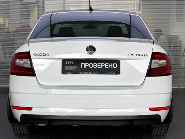 Skoda Octavia III (A7) Рестайлинг с пробегом 2018 года, цена 1 995 000 рублей, 134213 км, лифтбек, Автокод Объявления