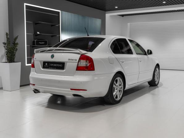 Skoda Octavia II (A5) Рестайлинг с пробегом 2012 года, цена 830 000 рублей, 274905 км, лифтбек, Автокод Объявления