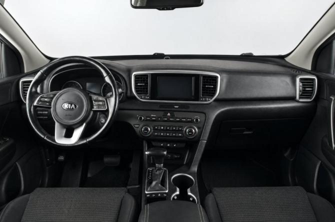 Kia Sportage IV Рестайлинг с пробегом 2018 года, цена 2 179 000 рублей, 139000 км, внедорожник, Автокод Объявления