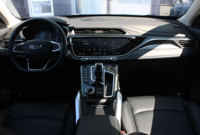 Geely Atlas Pro с пробегом 2023 года, цена 1 980 000 рублей, 30409 км, внедорожник, Автокод Объявления