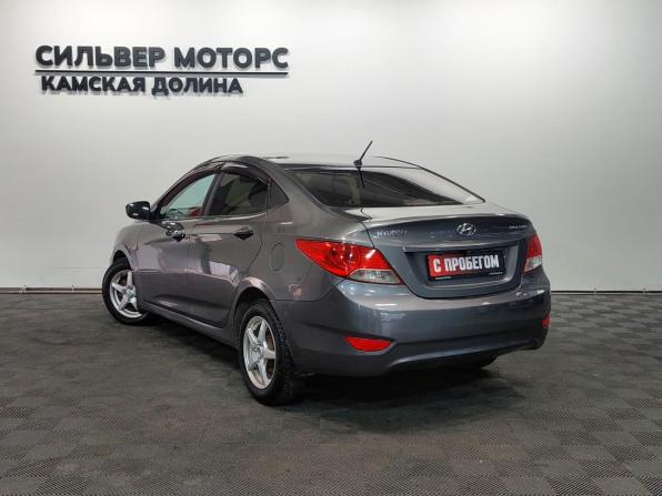 Hyundai Solaris I с пробегом 2012 года, цена 540 000 рублей, 289000 км, седан, Автокод Объявления