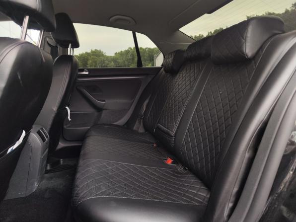 Volkswagen Jetta V с пробегом 2009 года, цена 670 000 рублей, 140263 км, седан, Автокод Объявления