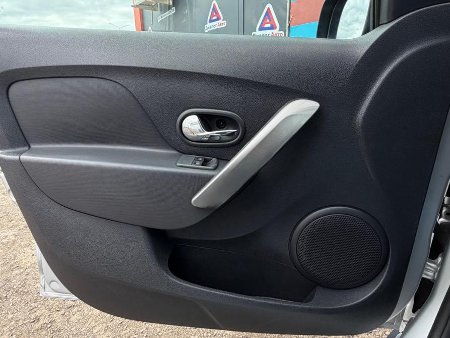 Renault Sandero II Набережные Челны  - изображение 16
