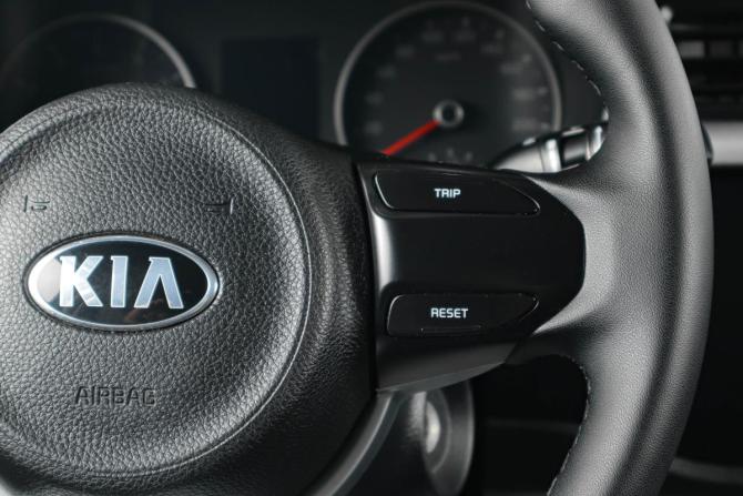 Kia Rio IV с пробегом 2018 года, цена 1 059 000 рублей, 252000 км, седан, Автокод Объявления