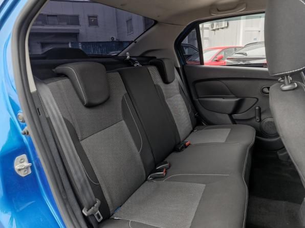 Renault Logan II Рестайлинг с пробегом 2021 года, цена 709 000 рублей, 248834 км, седан, Автокод Объявления