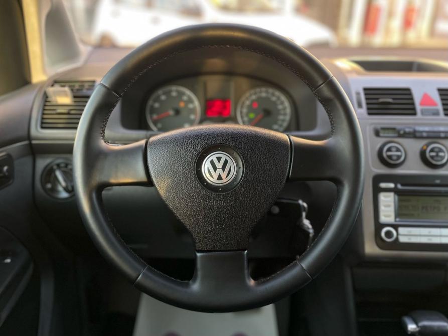 Volkswagen Touran I Рестайлинг Краснодар  - изображение 13
