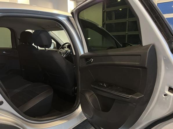 Renault Arkana I с пробегом 2019 года, цена 1 830 000 рублей, 61446 км, внедорожник, Автокод Объявления