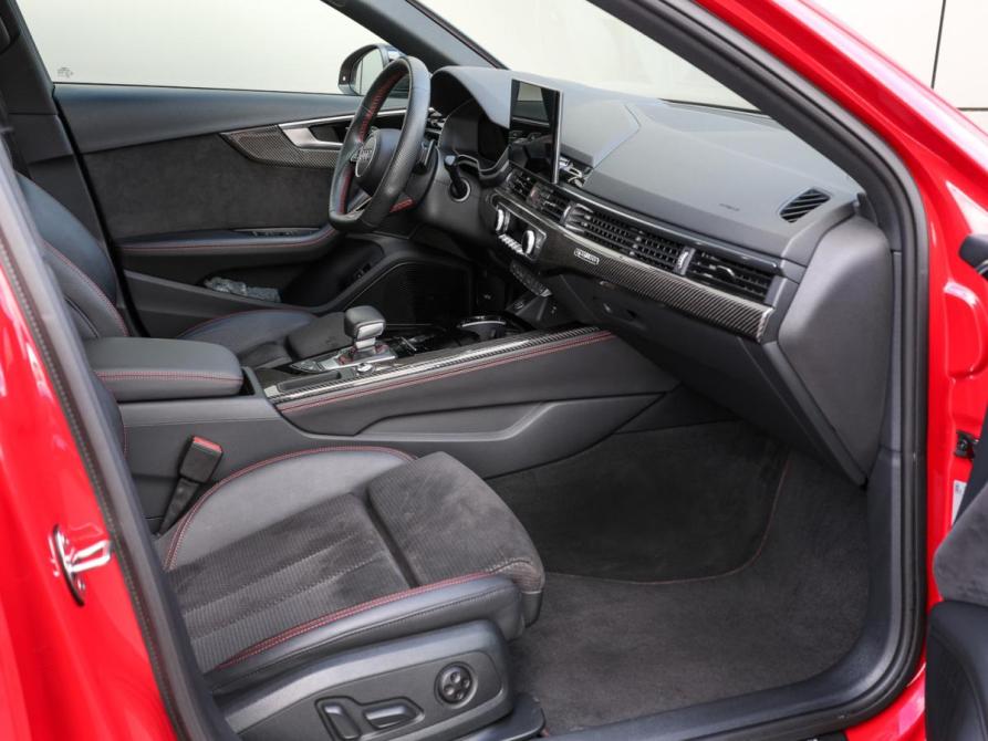 Audi A4 V (B9) Рестайлинг Москва  - изображение 12