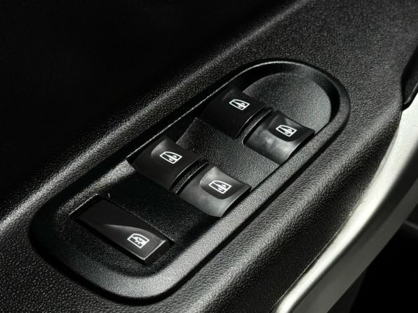 Lada (ВАЗ) XRAY I с пробегом 2017 года, цена 899 000 рублей, 128246 км, хэтчбек, Автокод Объявления