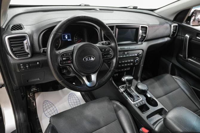Kia Sportage IV с пробегом 2018 года, цена 1 979 000 рублей, 137000 км, внедорожник, Автокод Объявления