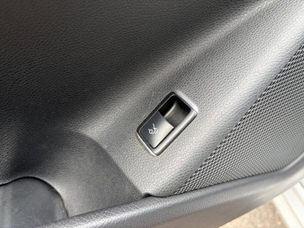 Mercedes-Benz CLA I (C117 X117) с пробегом 2014 года, цена 1 495 000 рублей, 156000 км, седан, Автокод Объявления