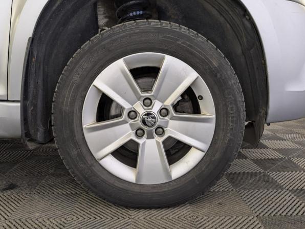 Skoda Yeti I Рестайлинг с пробегом 2014 года, цена 1 240 000 рублей, 102059 км, внедорожник, Автокод Объявления