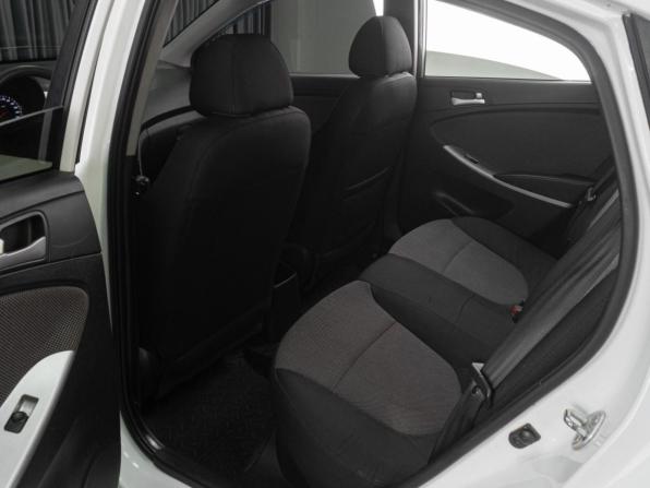 Hyundai Solaris I с пробегом 2013 года, цена 859 000 рублей, 205276 км, седан, Автокод Объявления
