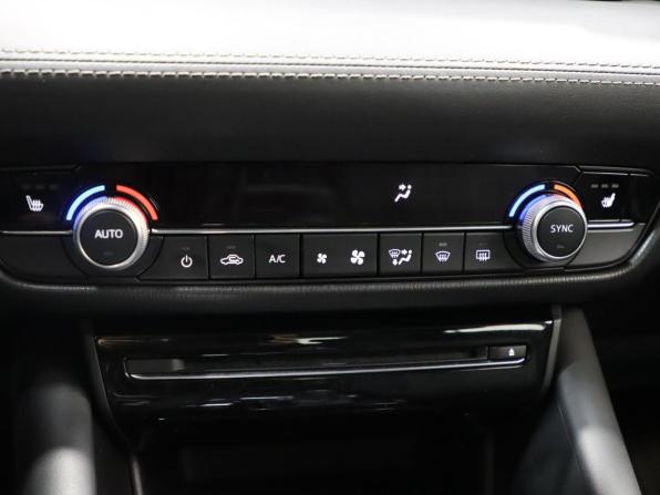 Mazda 6 III (GJ) Рестайлинг 2 с пробегом 2020 года, цена 2 300 000 рублей, 44318 км, седан, Автокод Объявления