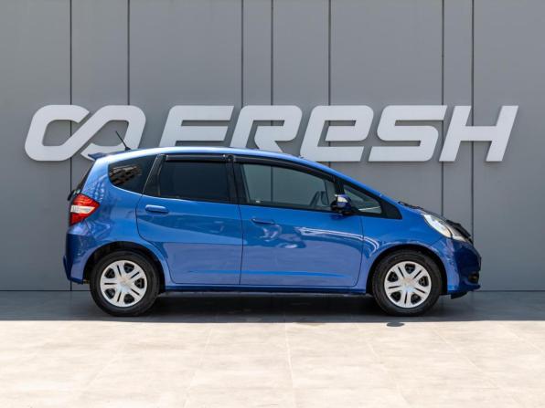 Honda Fit II с пробегом 2011 года, цена 800 000 рублей, 180704 км, хэтчбек, Автокод Объявления